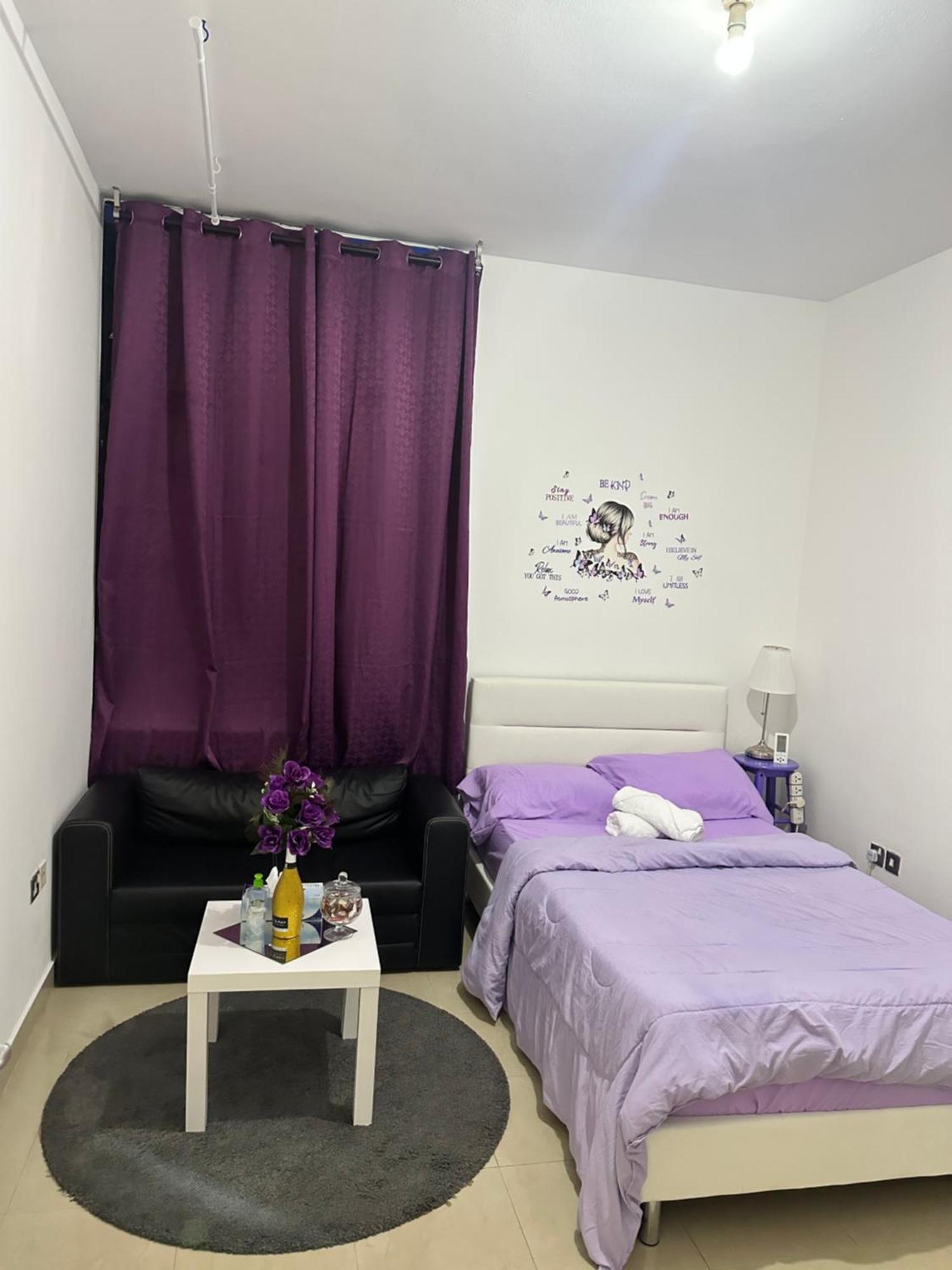 Homestay The Purple Place