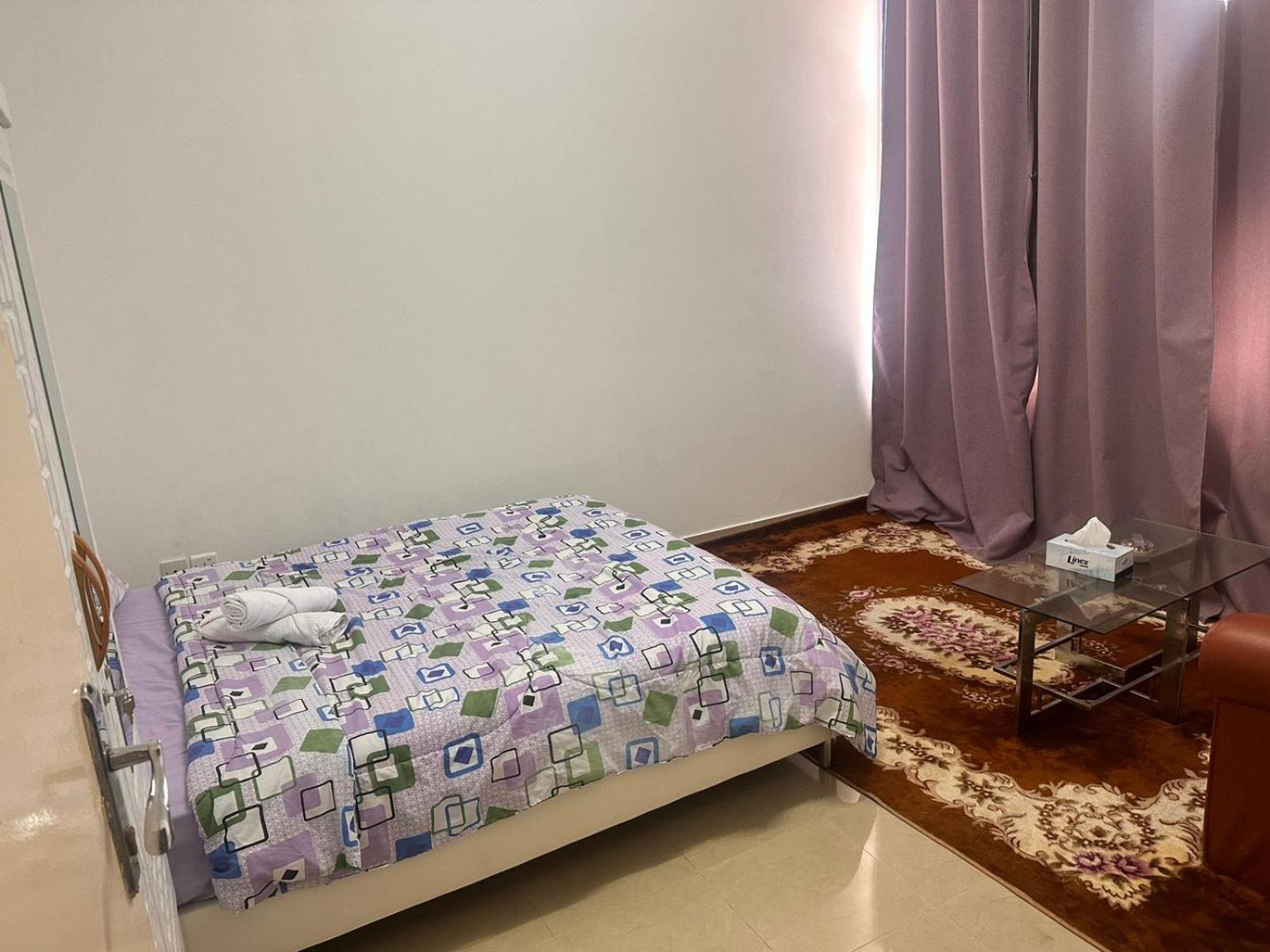 Homestay The Purple Place Abu Dhabi